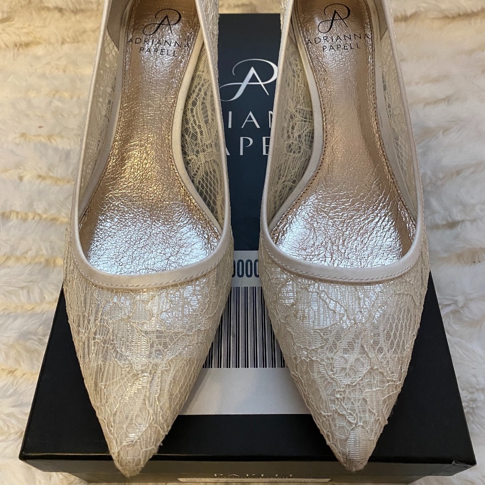Adrianna Papell White Lace heels